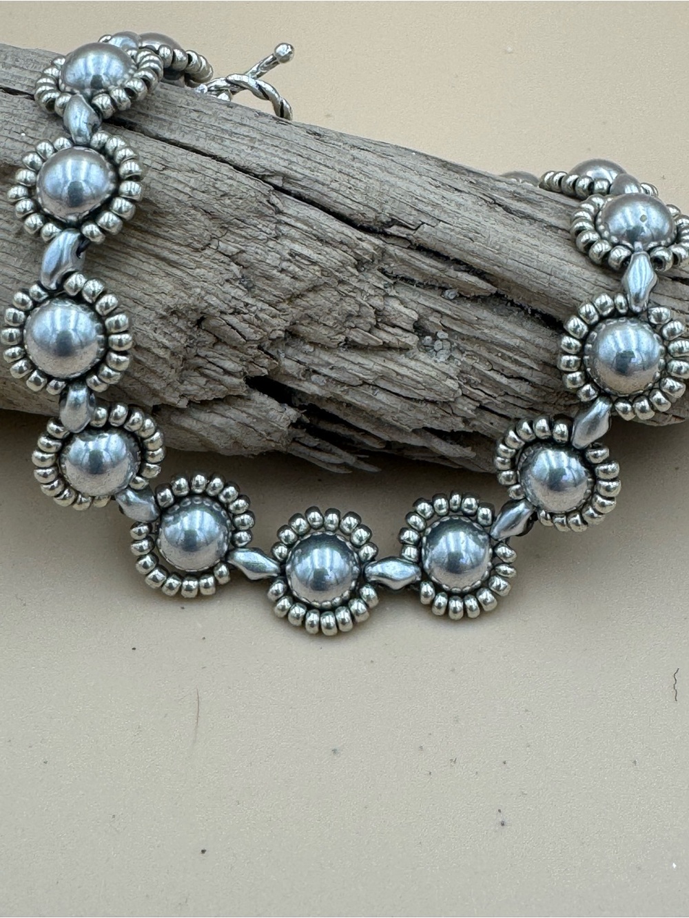 Polished Silver Floral Link Bracelet - Silver  111